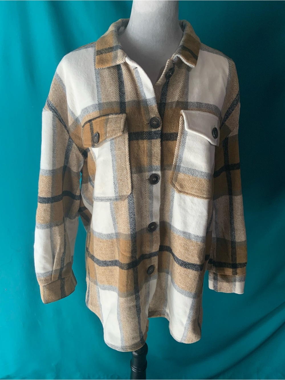 URBAN DAIZY, WOMENS PLAID SHACKET, DUAL BUTTON-FLAP CHEST POCKETS